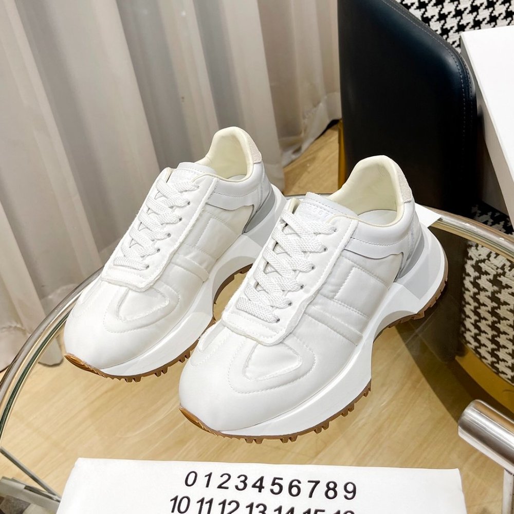 MAISON MARGIELA Women's Sneakers ♥ White ♥